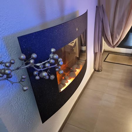 Апартаменти Petit Duplex Atypique Фуріані Екстер'єр фото
